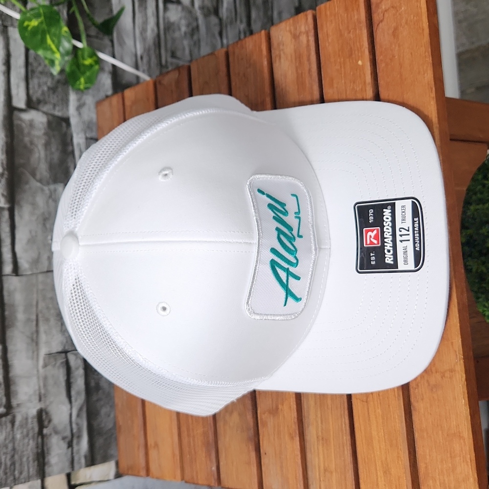 Alani Nu Trucker Hat White Mint- NWT - Picture 4 of 8